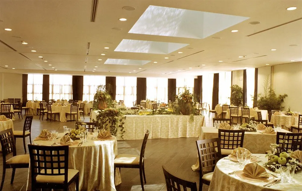Hotel Majesty Бари