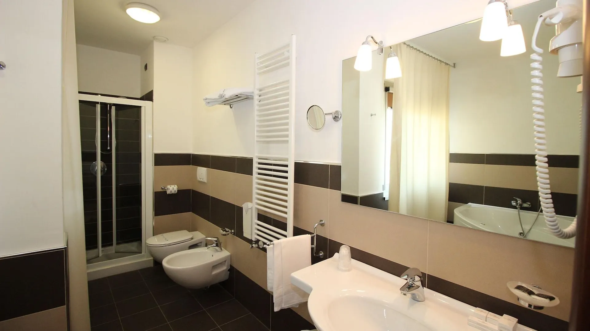 Hotel Majesty Bari 4*,